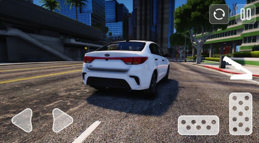 白色起亚竞速赛 白色起亚竞速赛